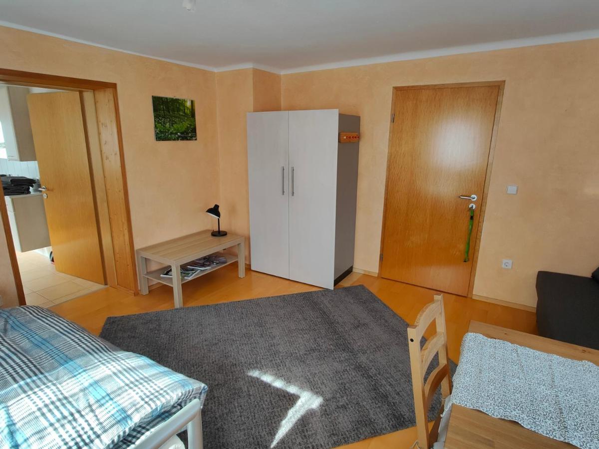 Zentrale & Ruhige Ferienwohnung Moessingen Luaran gambar
